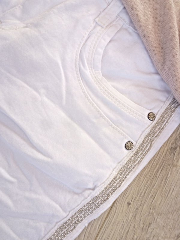 XS-XL coole  Jeans mit Perlen Streifen eng geschnitten weiss