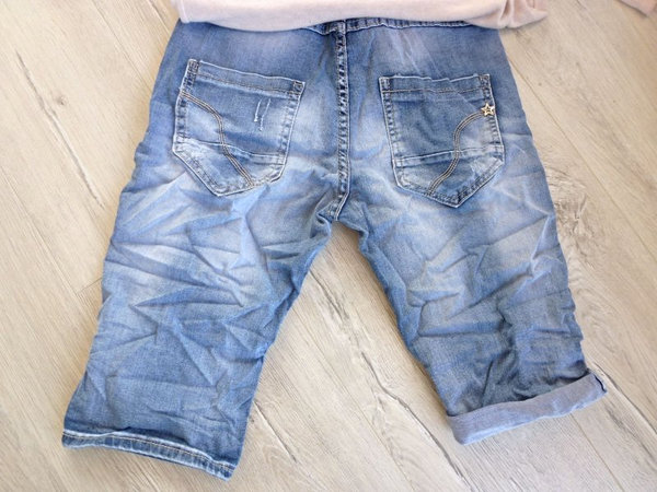 34-42 coole kurze Jeans mit schräger Knopfleiste destroyed Short baggy
