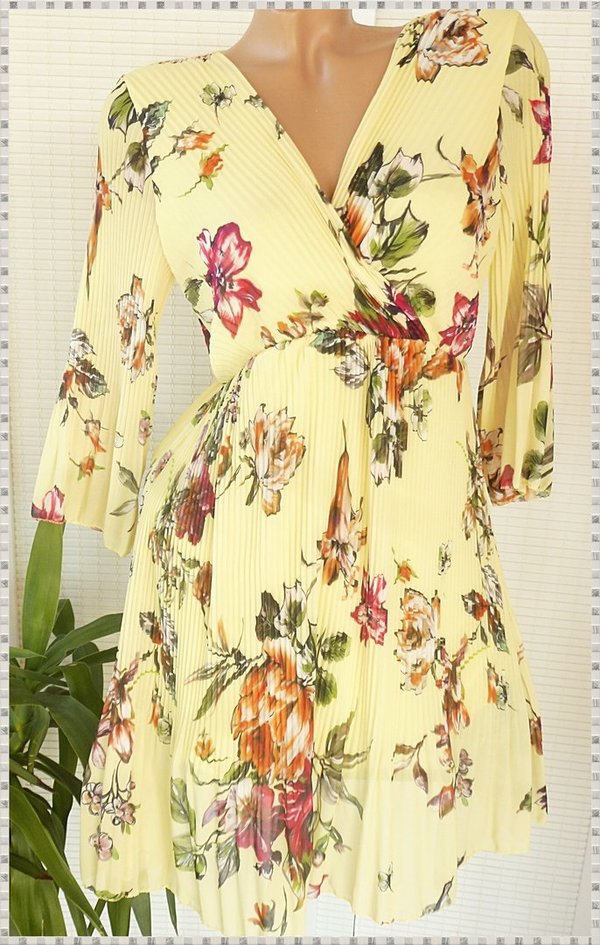 Einheitsgrösse schönes Plissee Kleid long Tunika unterlegt Blumenmuster