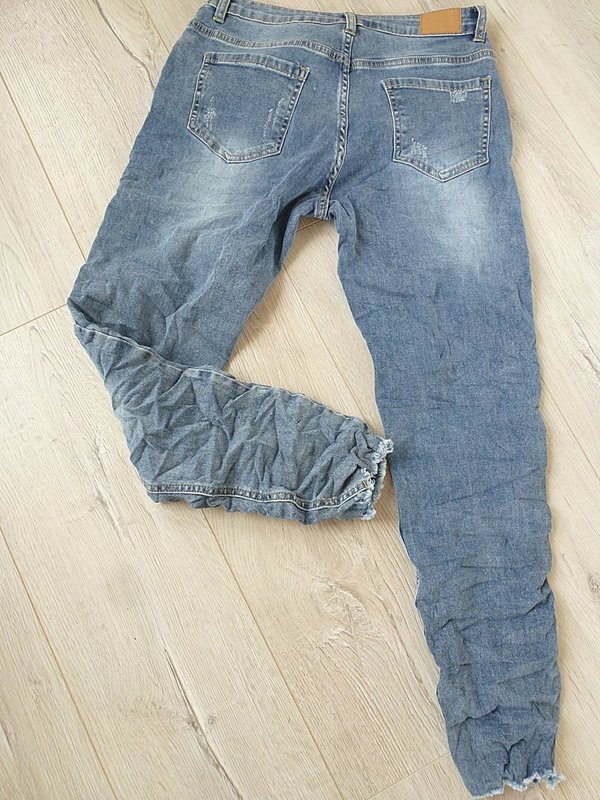 xs - xl schöne Jeans destroyed unten ausgefranst neue Kollektion