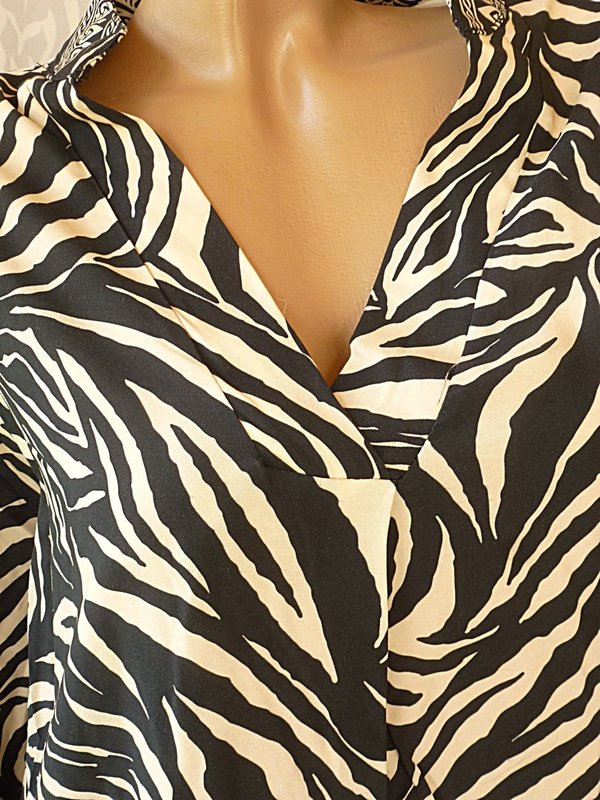 38 40 42 oversize Tunika Kleid leo Zebra Muster Hängerchen V Neck